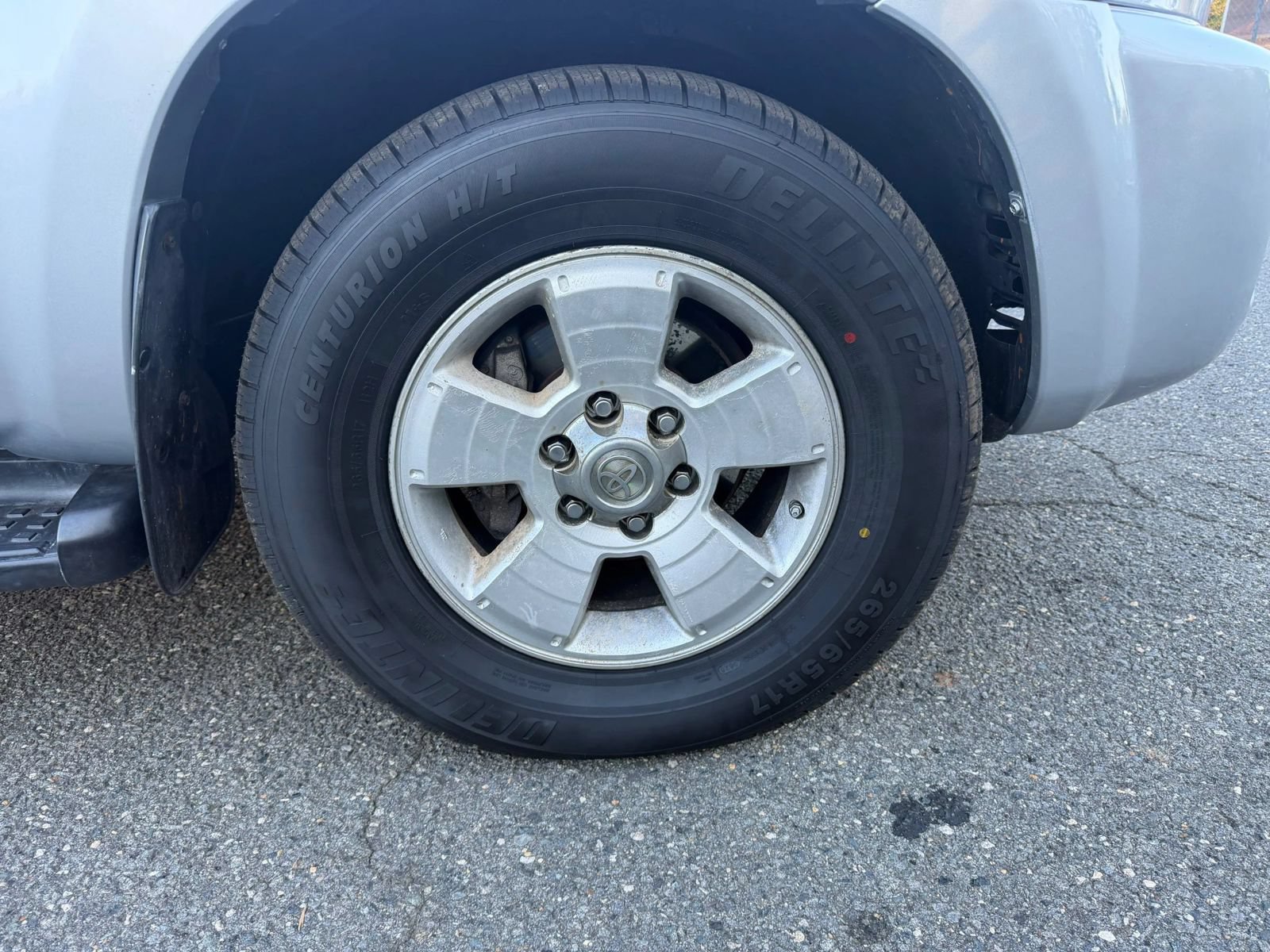 Used 2006 Toyota 4Runner SR5 AWD/4WD image 22