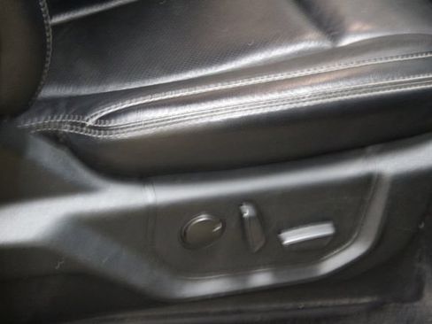 Used 2020 Ford F150 Lariat AWD/4WD image 10