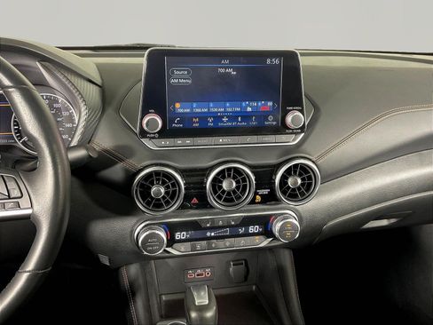 Used 2023 Nissan Sentra SR w/ SR Premium Package FWD image 9