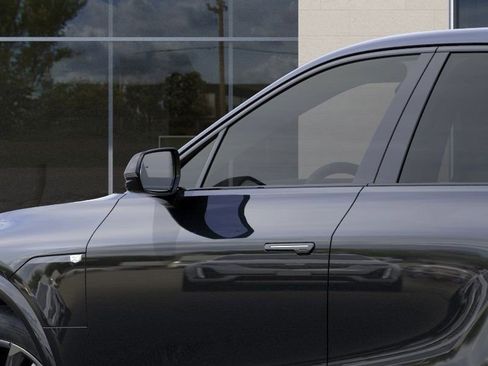 New 2026 Cadillac Lyriq V image 14