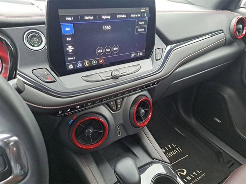 Used 2023 Chevrolet Blazer RS w/ Enhanced Convenience Package image 14