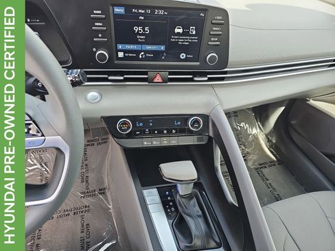 Certified 2023 Hyundai Elantra SEL image 21