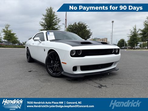 Used 2023 Dodge Challenger SRT Hellcat RWD image 1