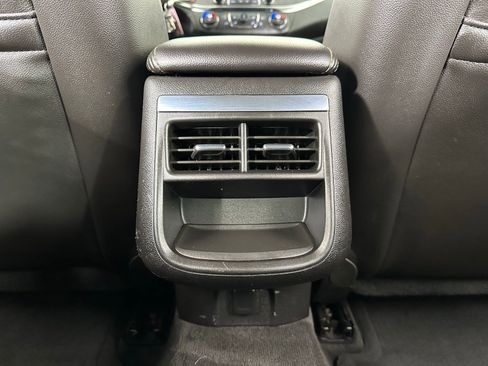 Used 2015 Chevrolet Impala LT image 29