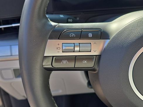 Used 2024 Hyundai Kona SEL FWD image 30