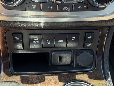 Used 2015 GMC Acadia SLT FWD image 14