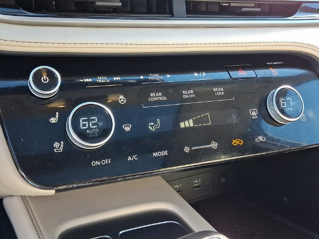 Used 2023 INFINITI QX60 Luxe w/ Vision Package AWD/4WD image 17