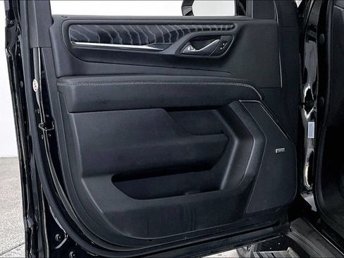 Used 2023 GMC Yukon Denali AWD/4WD image 21