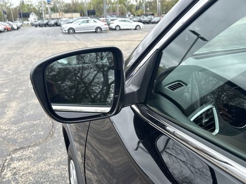 Used 2014 Nissan Rogue S image 10