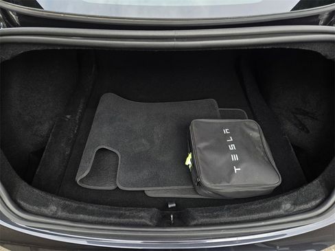 Used 2025 Tesla Model 3 Performance image 26