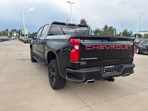 Used 2024 Chevrolet Silverado 1500 LT Trail Boss w/ Convenience Package II AWD/4WD image 7