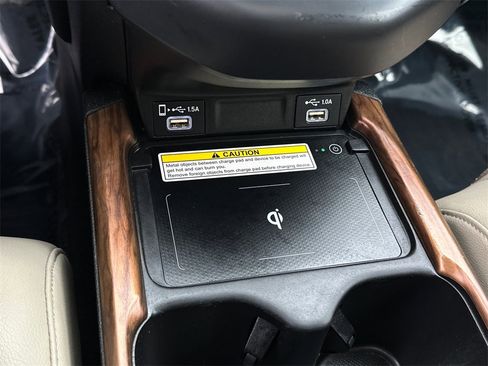 Used 2022 Honda CR-V Touring image 29
