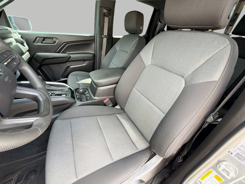 Used 2024 Chevrolet Colorado Trail Boss w/ Technology Package AWD/4WD image 21