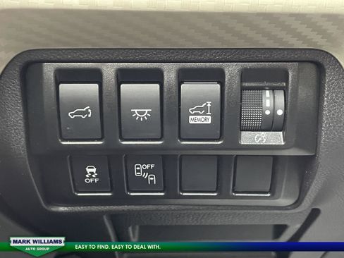 Used 2022 Subaru Ascent Premium w/ Convenience Package image 28