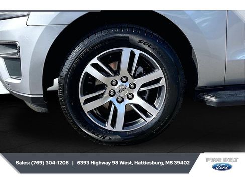 Certified 2024 Ford Expedition Limited RWD image 7