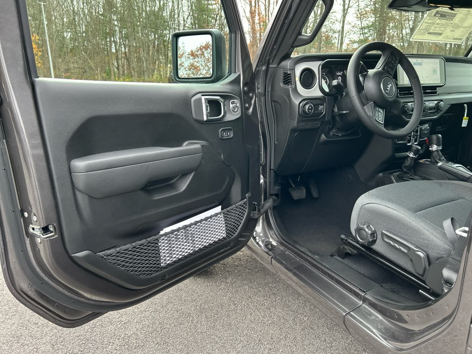New 2026 Jeep Gladiator Sport AWD/4WD image 21