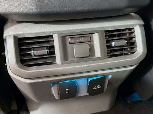 Used 2021 Ford F150 Lariat w/ Equipment Group 502A High image 26