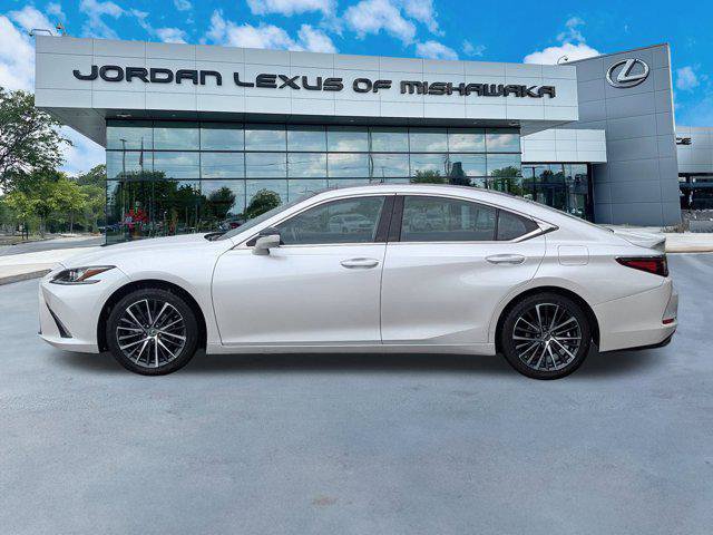 Used 2022 Lexus ES 350 w/ Premium Package FWD image 5