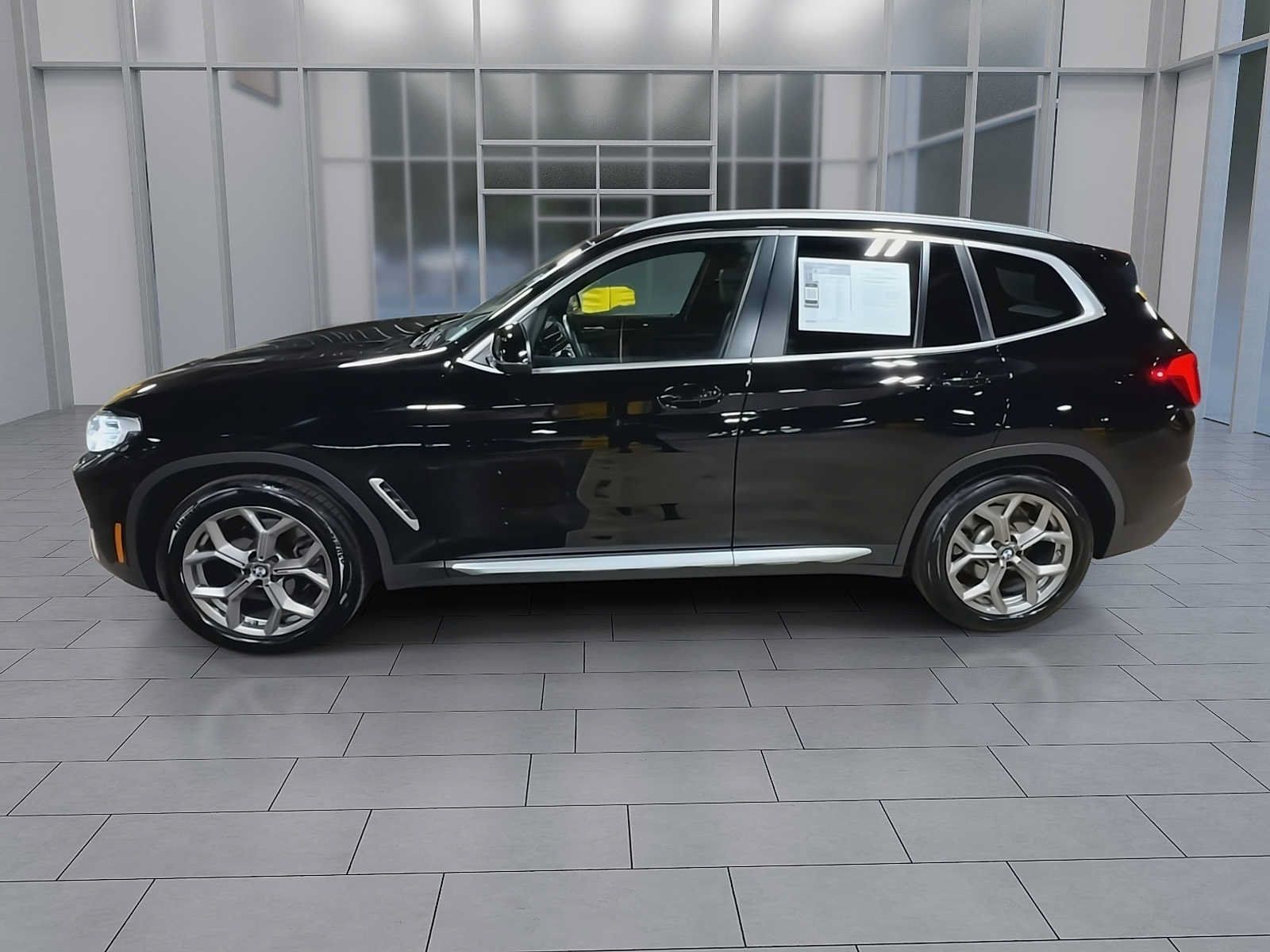 Used 2022 BMW X3 xDrive30i w/ Convenience Package AWD/4WD image 5