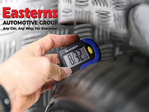 Used 2023 Tesla Model 3 Standard Range image 20