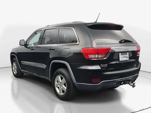 Used 2012 Jeep Grand Cherokee Laredo w/ Laredo E Group image 8
