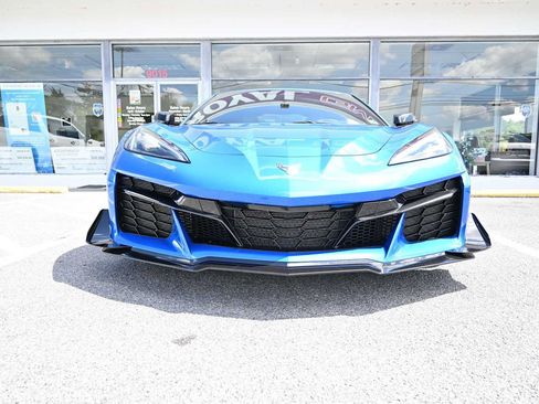 Used 2024 Chevrolet Corvette Z06 w/ Chrome Exterior Badge Package RWD image 12