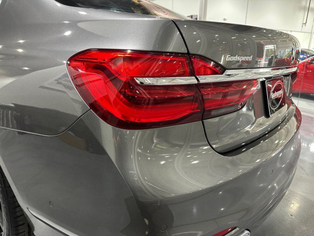 Used 2016 BMW 740i w/ Executive Package 2 RWD image 36