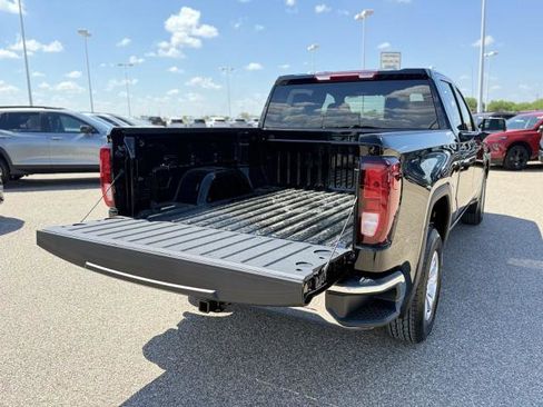 New 2026 GMC Sierra 1500 SLE RWD image 8