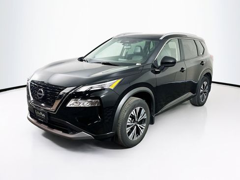Used 2023 Nissan Rogue SV w/ SV Premium B Package image 3