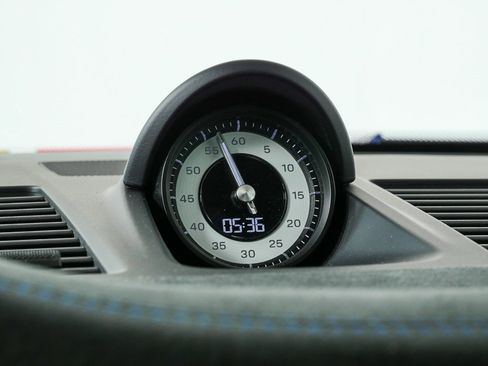 Certified 2023 Porsche 911 Dakar image 17