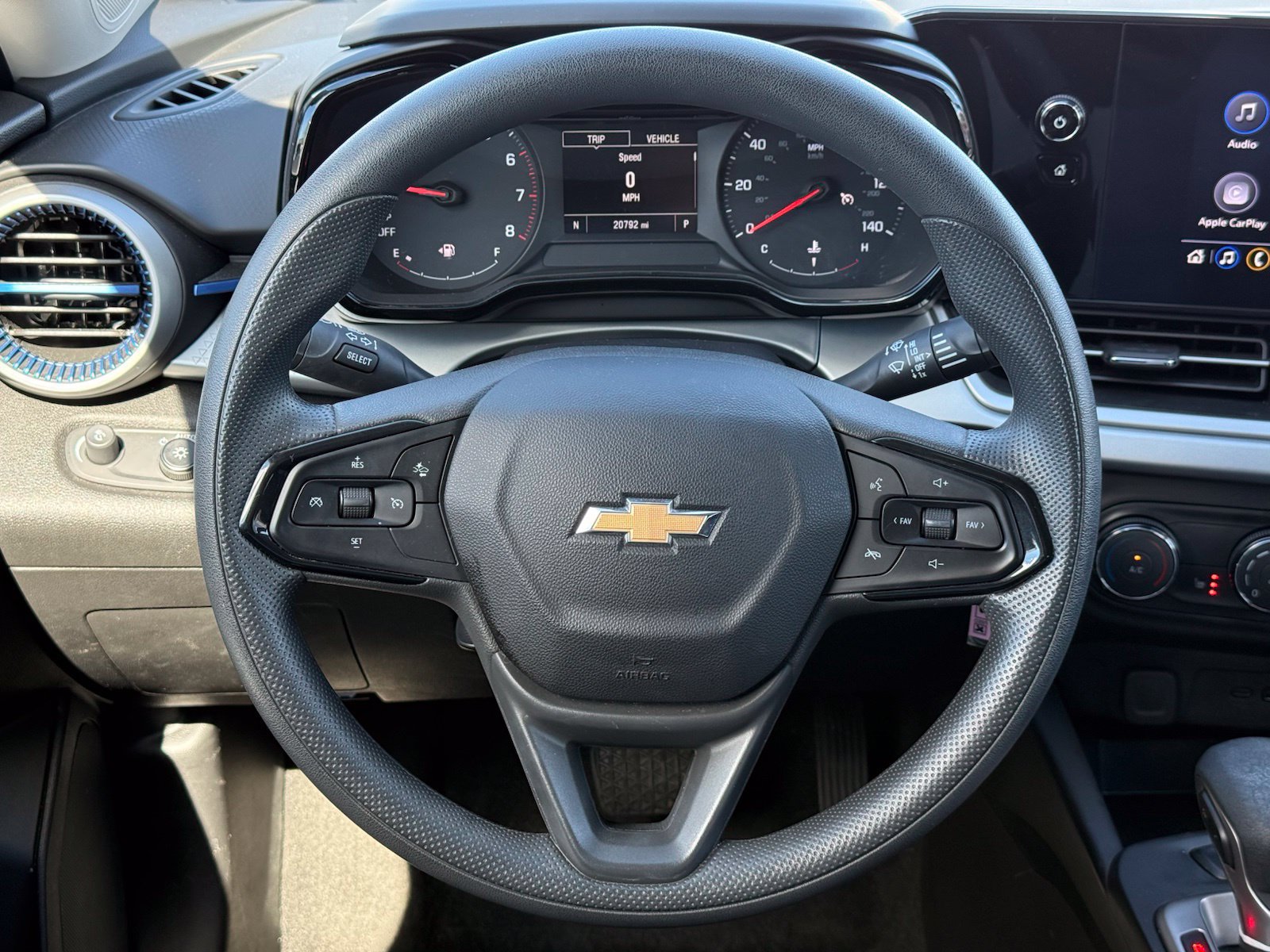 Used 2025 Chevrolet Trax LS w/ LS Convenience Package FWD image 27