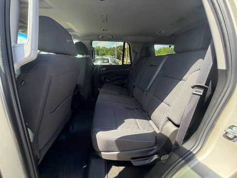 Used 2017 GMC Yukon SLE w/ SLE Value Package AWD/4WD image 27