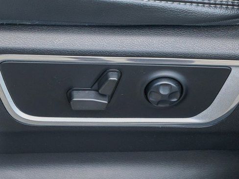 Used 2021 RAM 1500 Laramie image 12