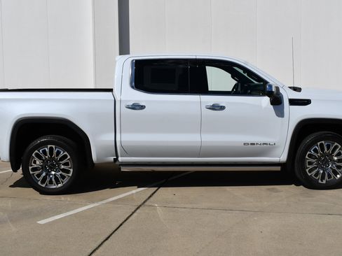 New 2026 GMC Sierra 1500 Denali Ultimate AWD/4WD image 7