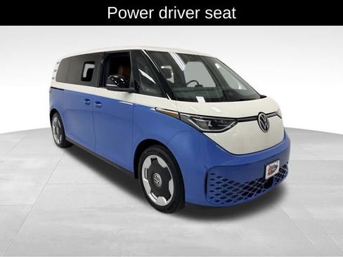 Used 2025 Volkswagen ID. Buzz Pro S RWD image 8