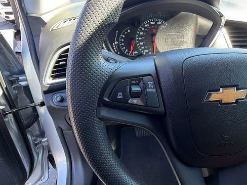 Used 2022 Chevrolet Trax LS w/ Tint and Cruise Package image 26