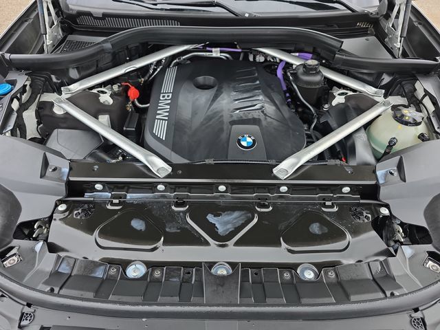 Used 2026 BMW X7 xDrive40i AWD/4WD image 34