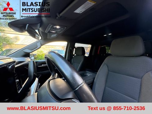 Used 2022 Chevrolet Silverado 1500 LT Trail Boss w/ Protection Package AWD/4WD image 18