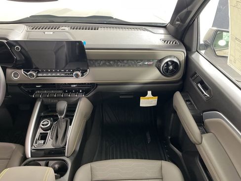 New 2026 Chevrolet Colorado ZR2 w/ Technology Package image 15