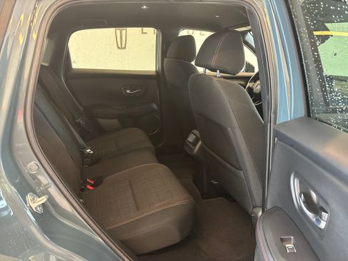Certified 2025 Honda HR-V Sport image 9