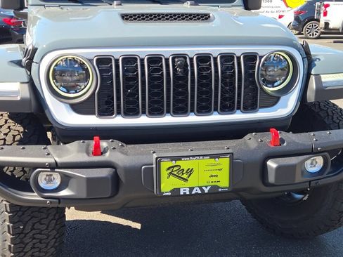 New 2026 Jeep Wrangler Unlimited Rubicon AWD/4WD image 4