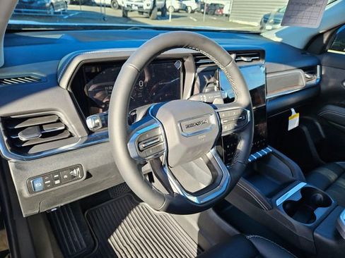 New 2026 GMC Terrain Denali w/ LPO, Black Badging Package image 18