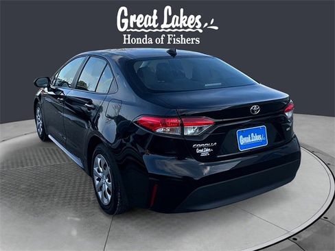 Used 2025 Toyota Corolla LE image 3