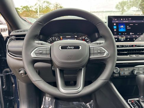 New 2026 Jeep Compass Latitude AWD/4WD image 27