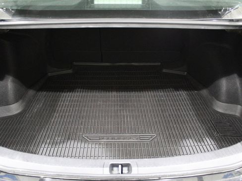 Used 2023 Toyota Corolla LE image 19