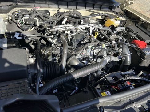 New 2025 Ford Bronco Big Bend image 27