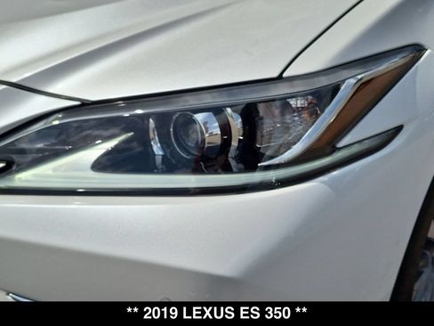 Used 2019 Lexus ES 350 w/ Premium Package FWD image 16