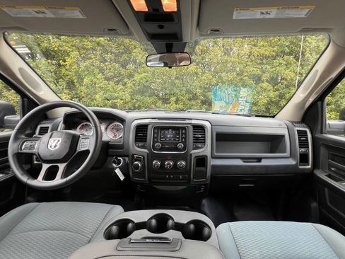 Used 2018 RAM 1500 Tradesman w/ Popular Equipment Group RWD image 29