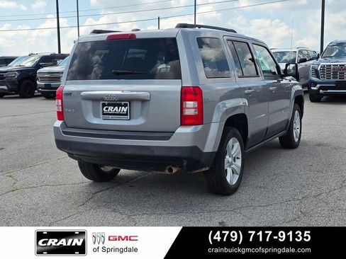 Used 2017 Jeep Patriot Sport w/ Power Value Group AWD/4WD image 8