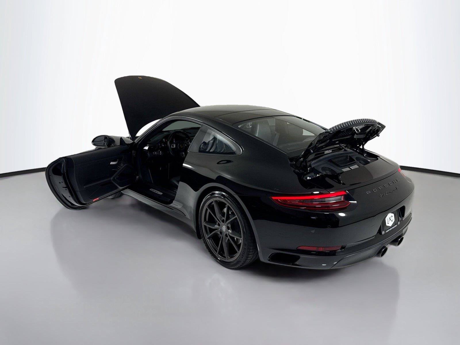 Used 2019 Porsche 911 Carrera T w/ Carrera T Interior Package RWD image 37